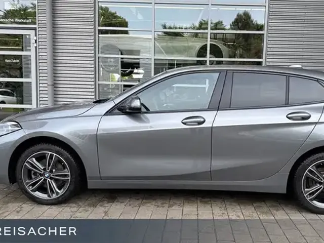 BMW 118