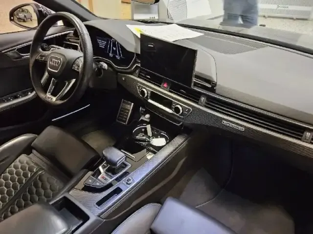 Audi RS4