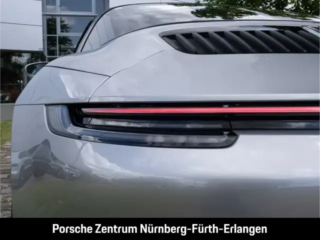 Porsche 992