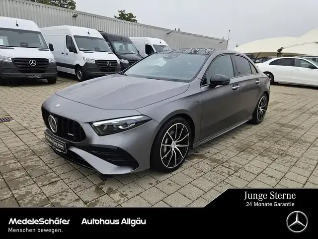 Mercedes-Benz A 35 AMG