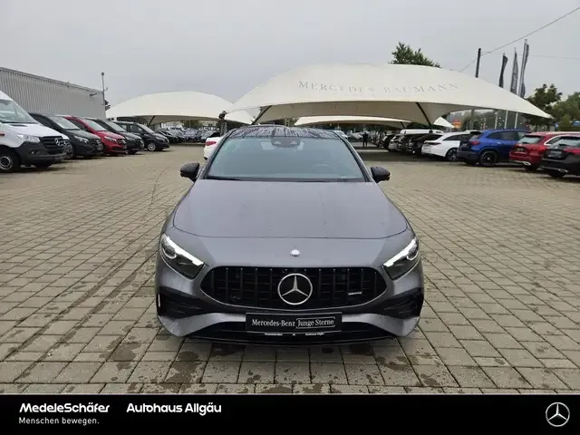 Mercedes-Benz A 35 AMG