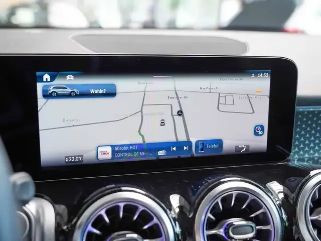 Mercedes-Benz GLB 200