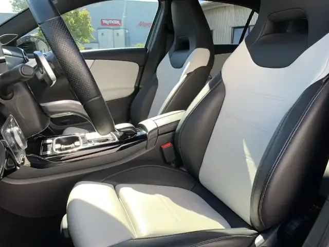 Mercedes-Benz A 35 AMG