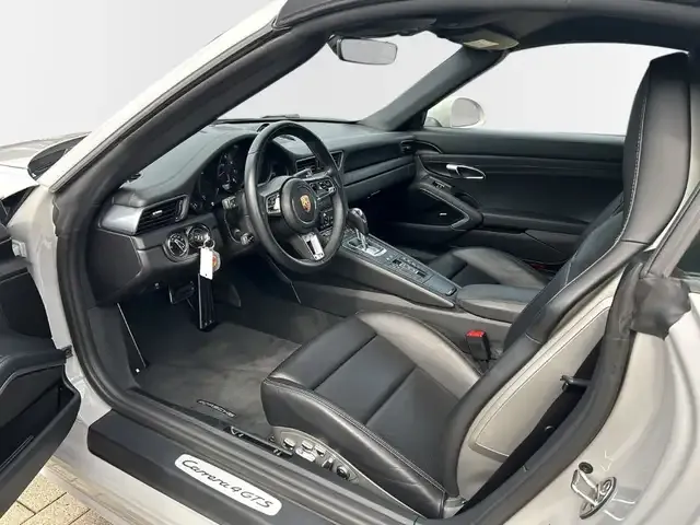 Porsche 991
