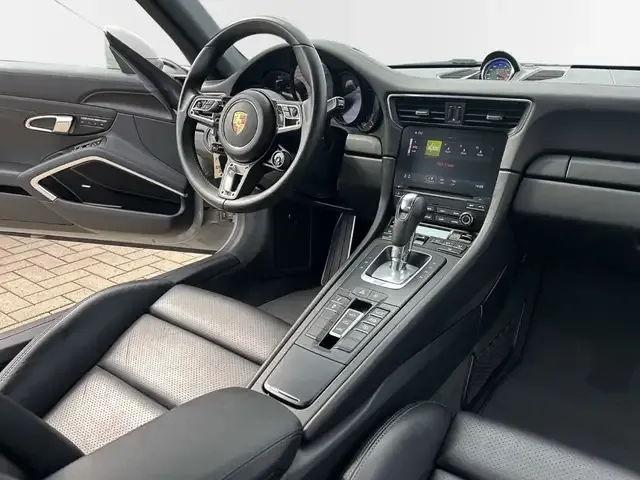 Porsche 991