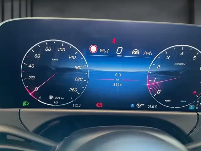 Mercedes-Benz E 200