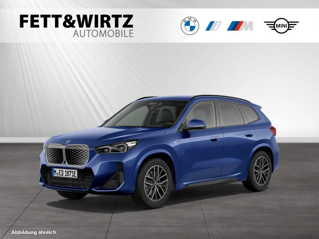 BMW iX1