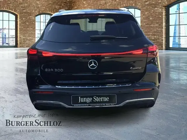 Mercedes-Benz EQA 300