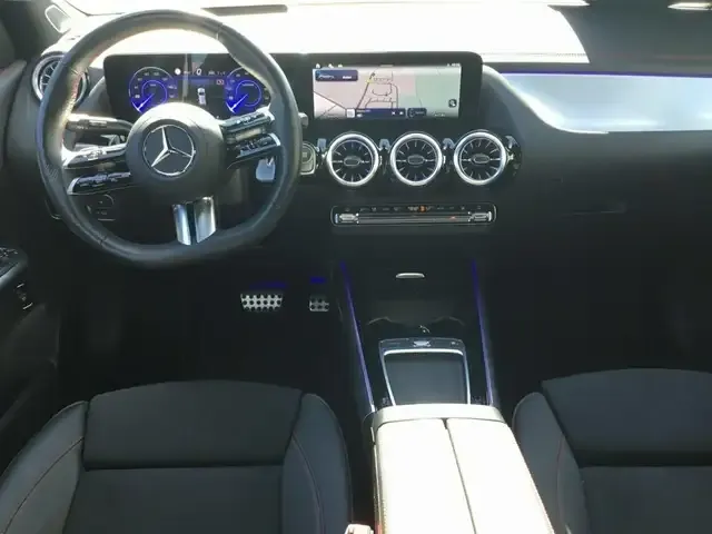 Mercedes-Benz EQA 300