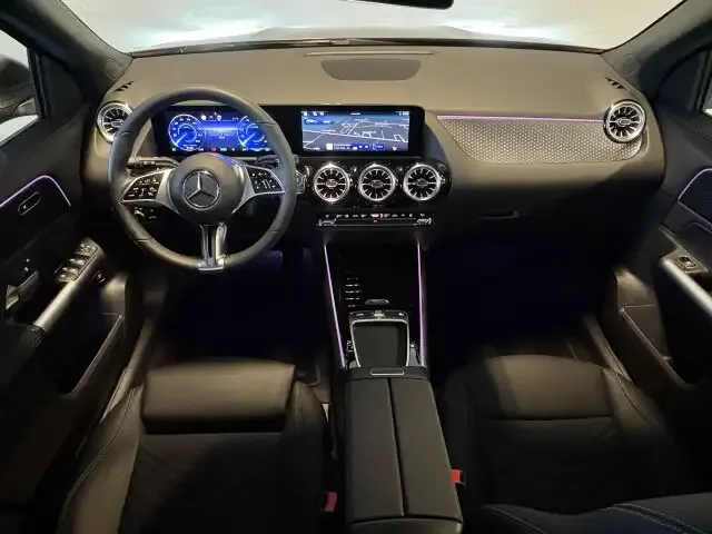 Mercedes-Benz EQA 300