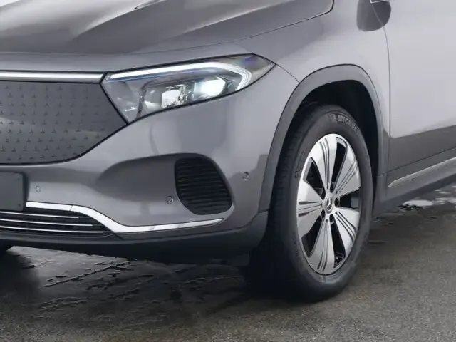 Mercedes-Benz EQA 300