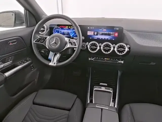 Mercedes-Benz EQA 300