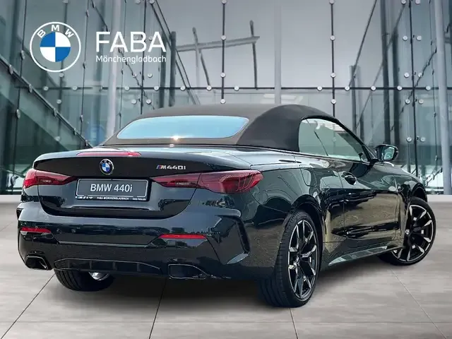BMW 440
