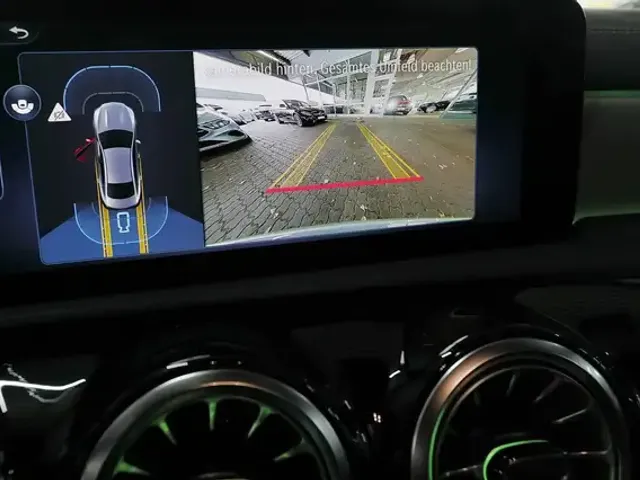 Mercedes-Benz CLA 220