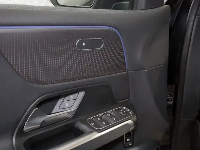 Mercedes-Benz EQB 250