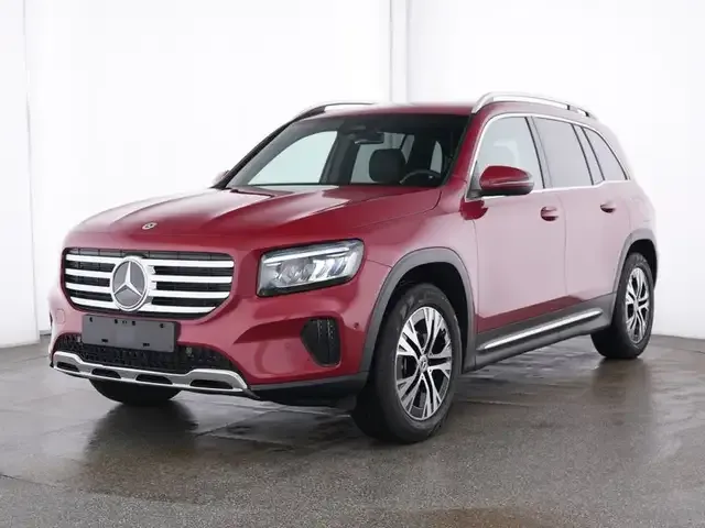 Mercedes-Benz GLB 220
