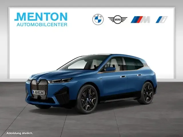 BMW iX