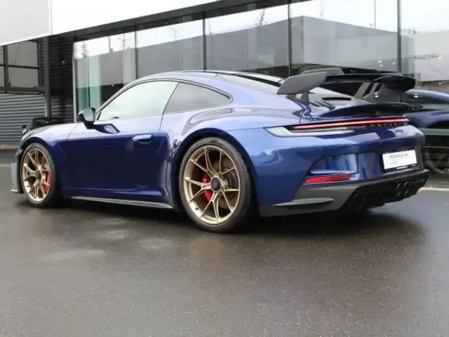 Porsche 992