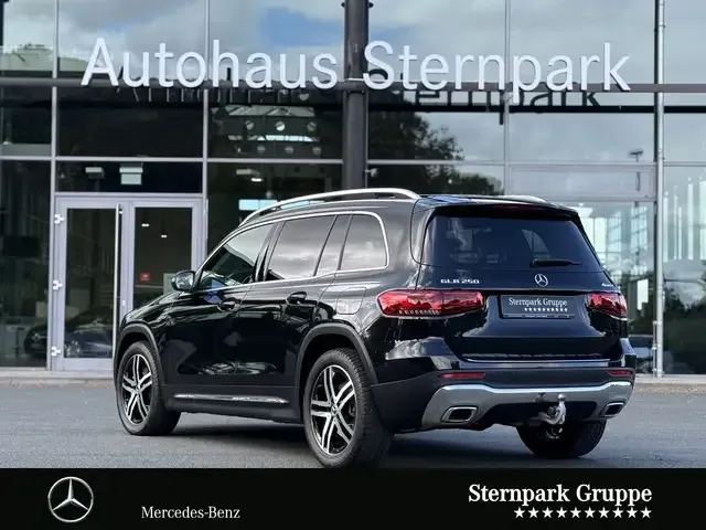 Mercedes-Benz GLB 250