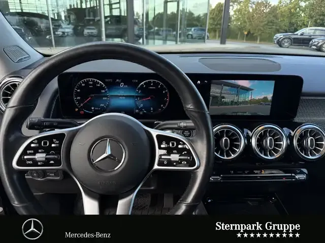 Mercedes-Benz GLB 250