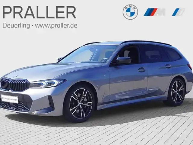 BMW 330