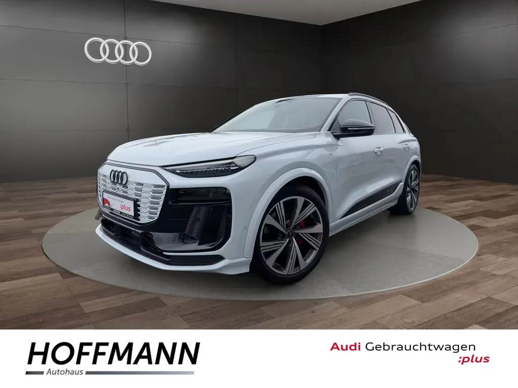 Audi Q6
