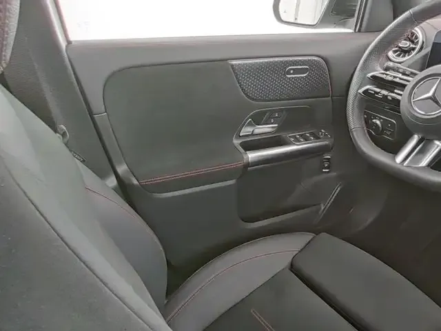 Mercedes-Benz EQA 350
