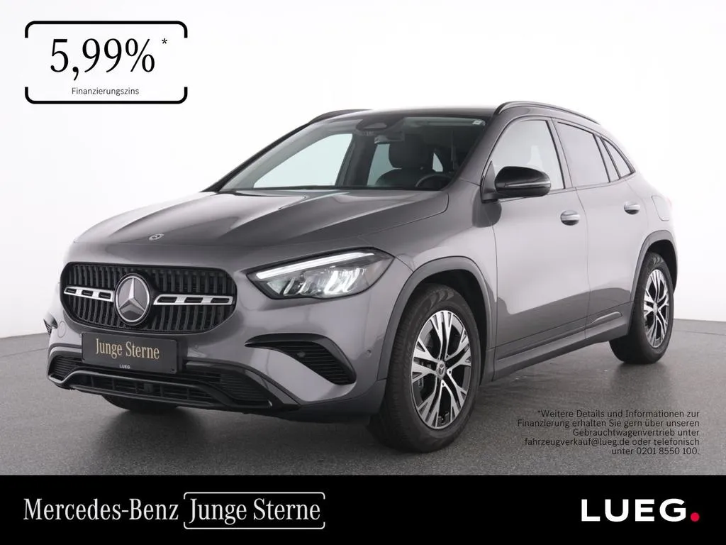 Mercedes-Benz GLA 200