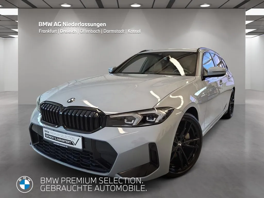 BMW 330