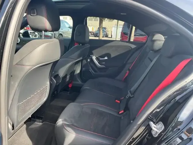 Mercedes-Benz A 35 AMG