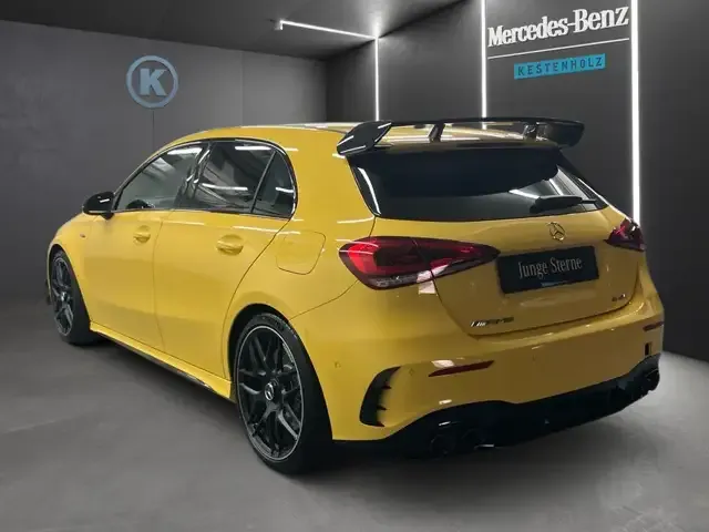 Mercedes-Benz A 45 AMG