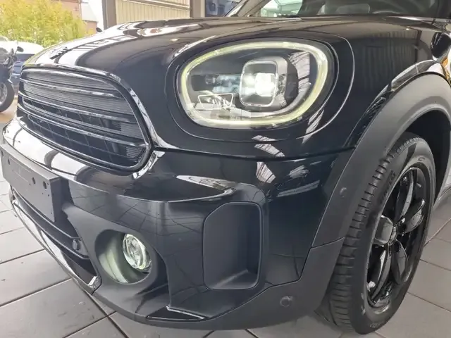 MINI One Countryman