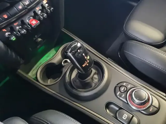 MINI One Countryman