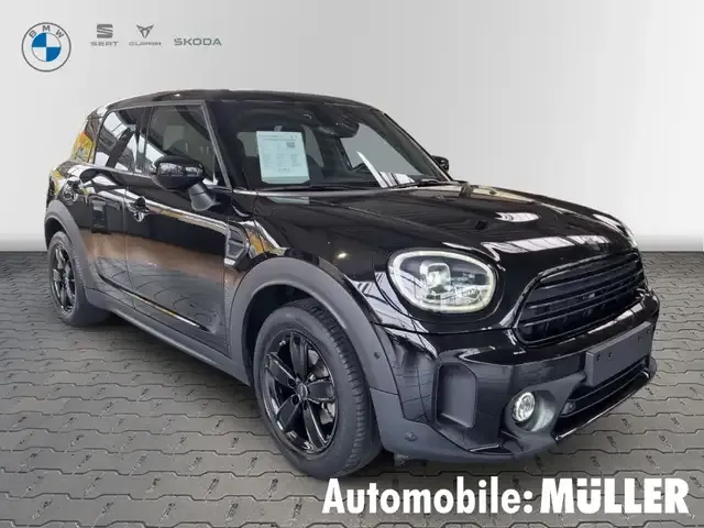 MINI One Countryman