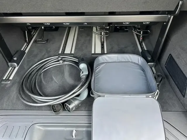 Mercedes-Benz EQV 300