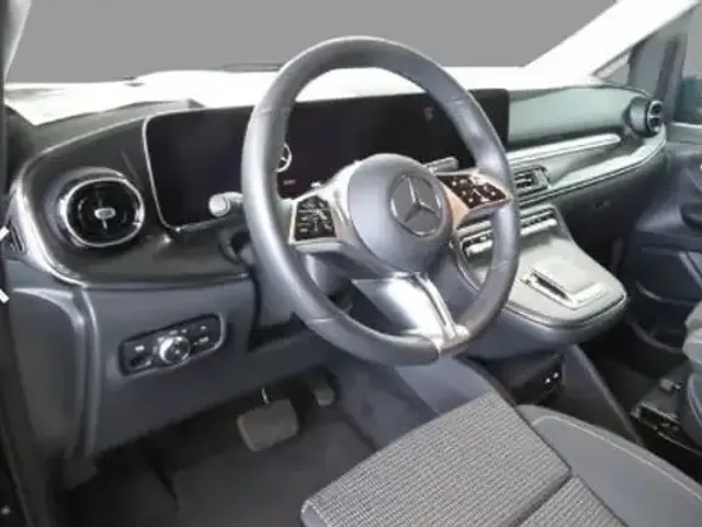 Mercedes-Benz EQV 300