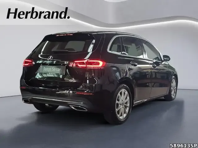 Mercedes-Benz B 200