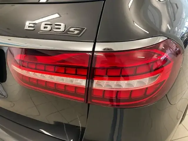 Mercedes-Benz E 63 AMG