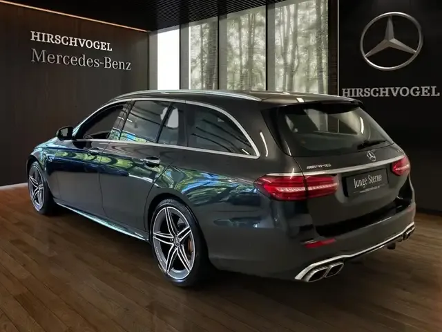 Mercedes-Benz E 63 AMG