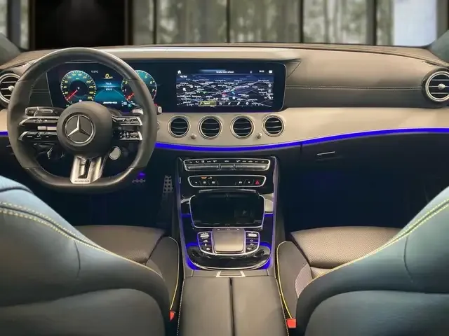 Mercedes-Benz E 63 AMG