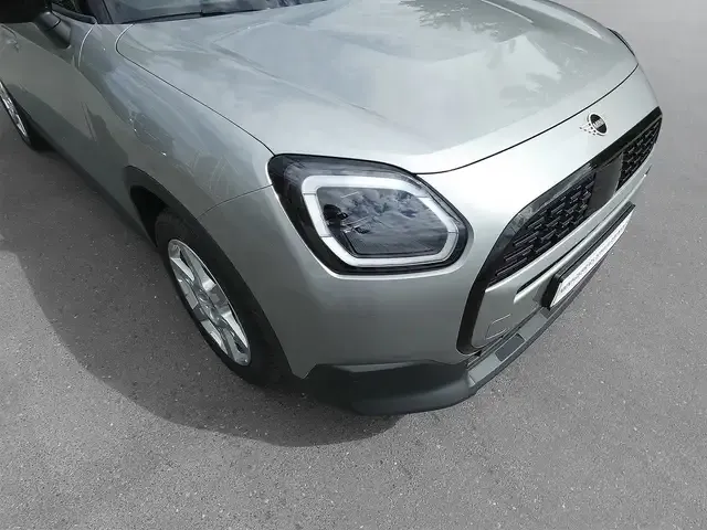 MINI One D Countryman