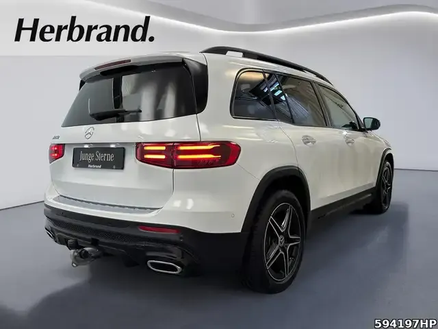 Mercedes-Benz GLB 200