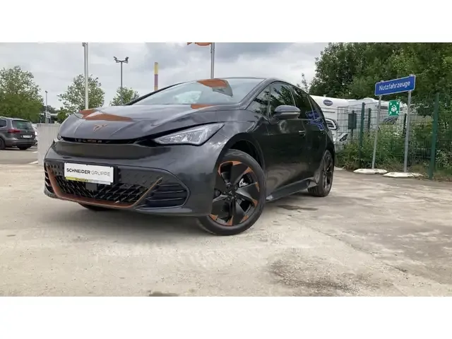 CUPRA Born