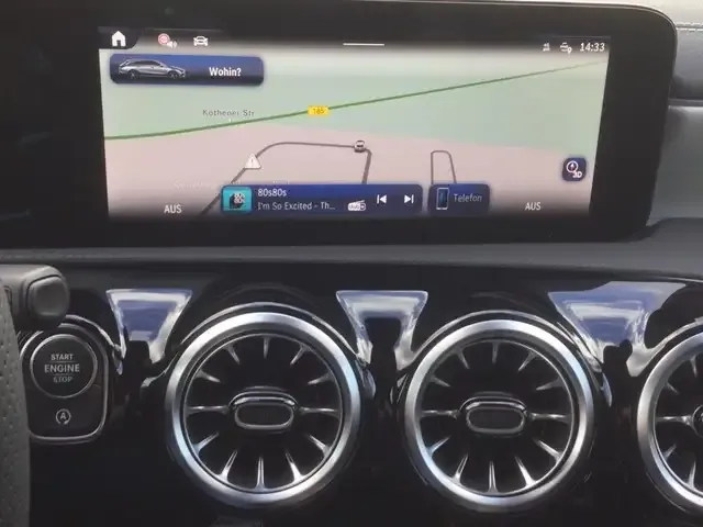 Mercedes-Benz CLA 220