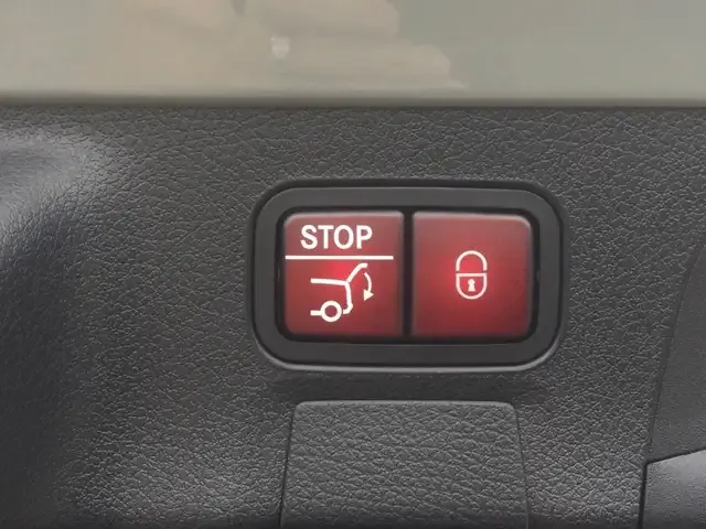 Mercedes-Benz CLA 220