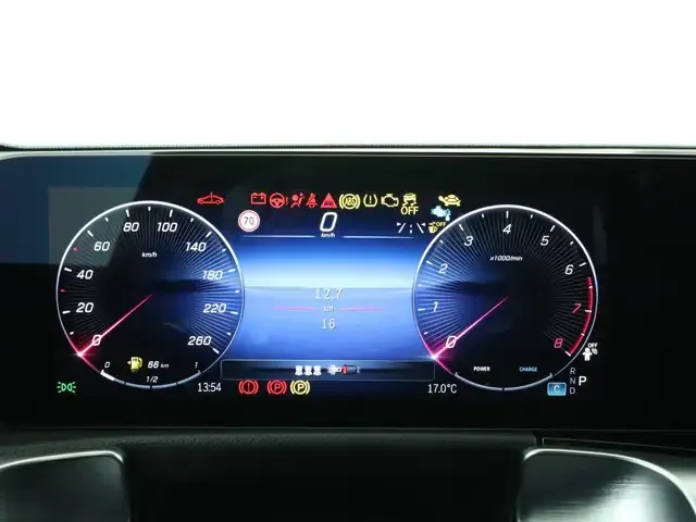 Mercedes-Benz GLB 200
