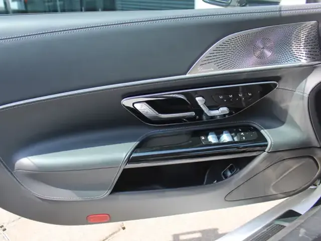 Mercedes-Benz Sonstiges