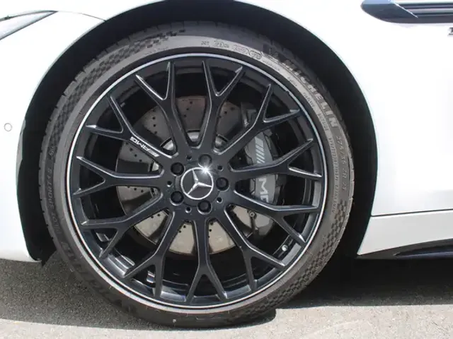 Mercedes-Benz Sonstiges