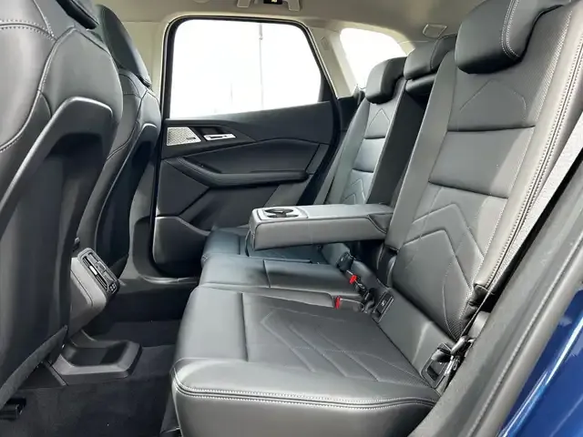 BMW 223