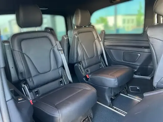 Mercedes-Benz V 250